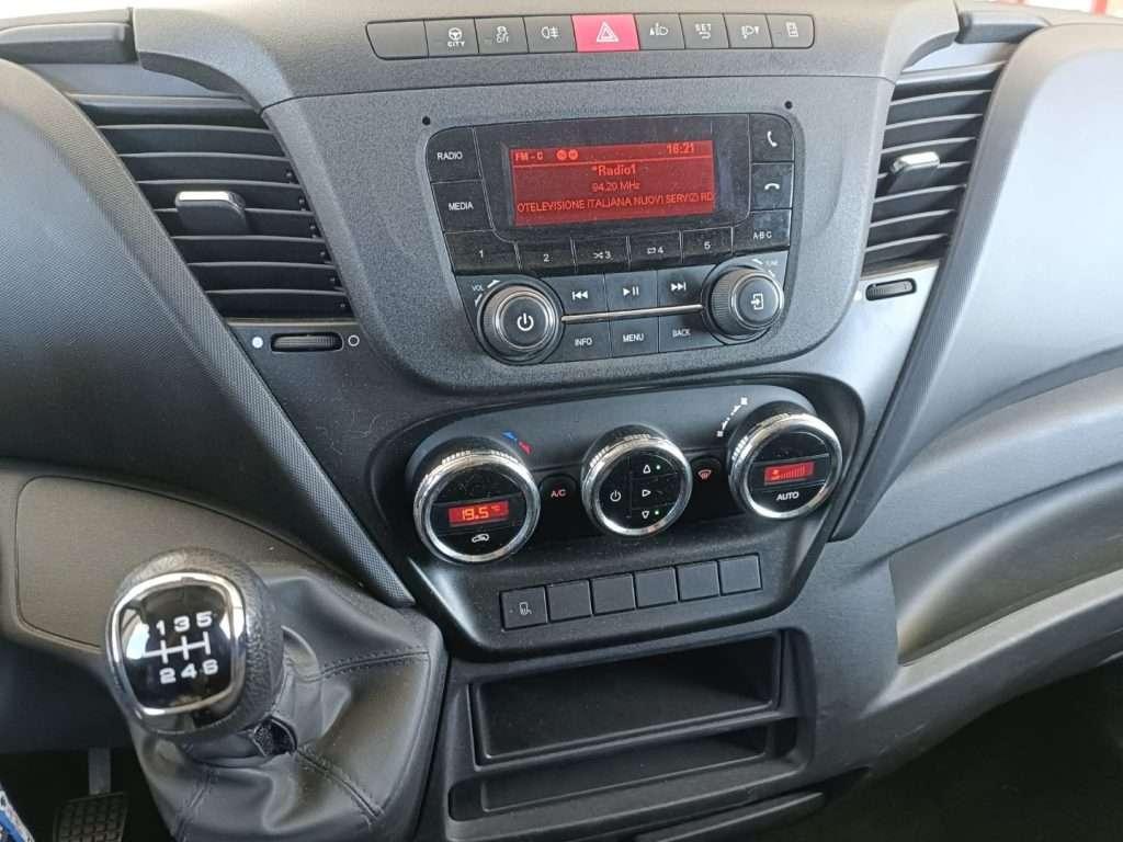 Iveco DAILY  35C16 FURGONE BOX 3.0 CC Photo 17