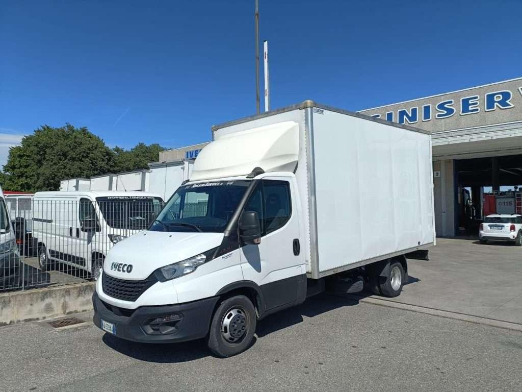 Iveco DAILY  35C16 FURGONE BOX 3.0 CC Photo 4
