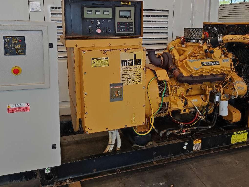 Caterpillar 3208 Photo 1