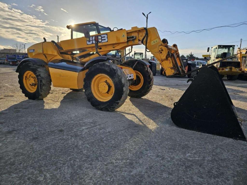 JCB 528-70 Photo 4