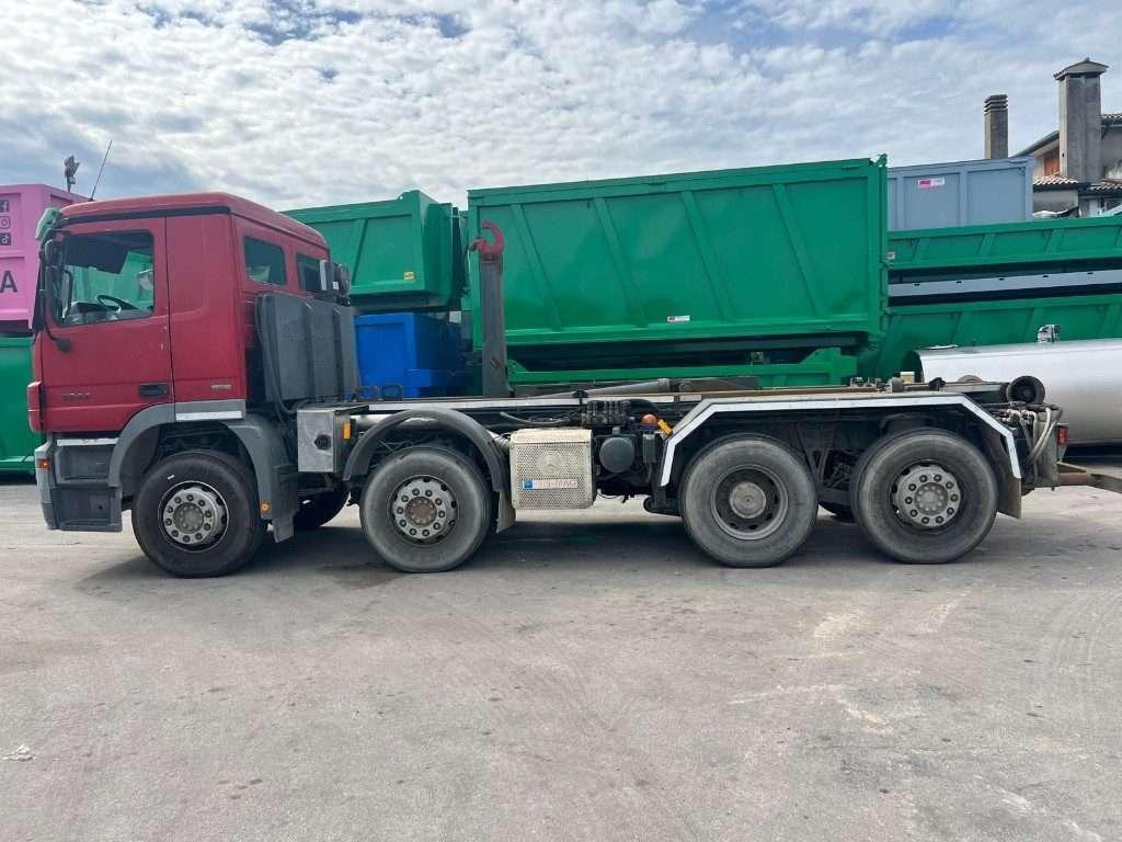 Mercedes-Benz ACTROS 32.44 Photo 5