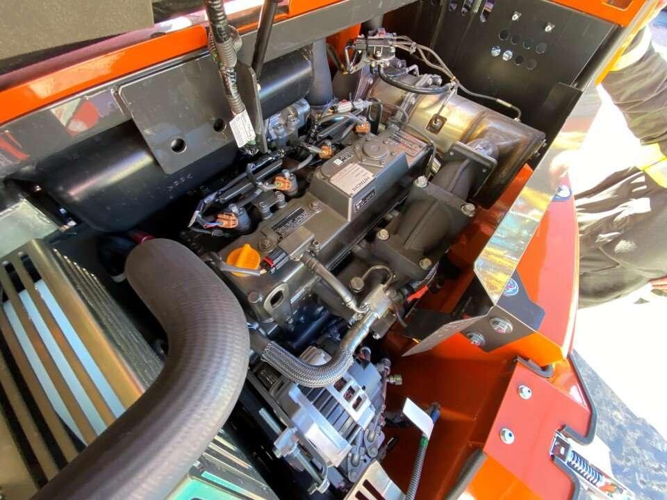Hitachi ZX85US-6 Photo 16
