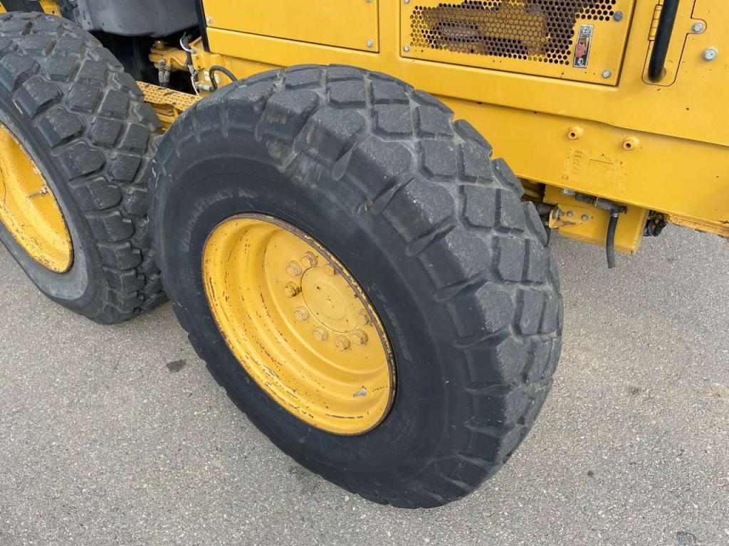 Caterpillar 12M (12G/12H/140M) Photo 12