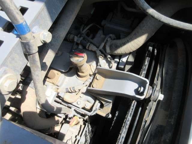 Hitachi ZX135 US-6 Photo 18