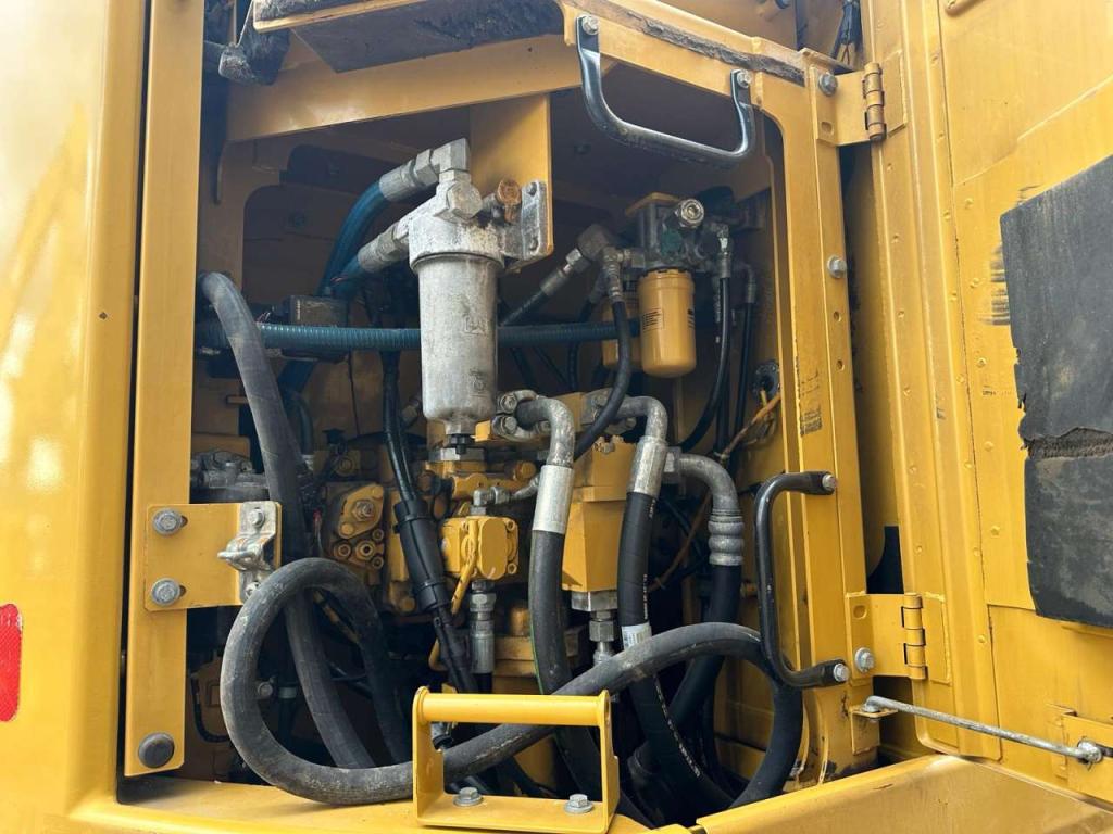 Caterpillar 335 F LCR Photo 16
