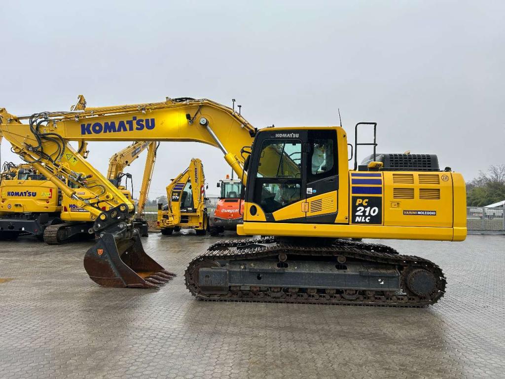 Komatsu PC210NLC-11E0 Photo 1