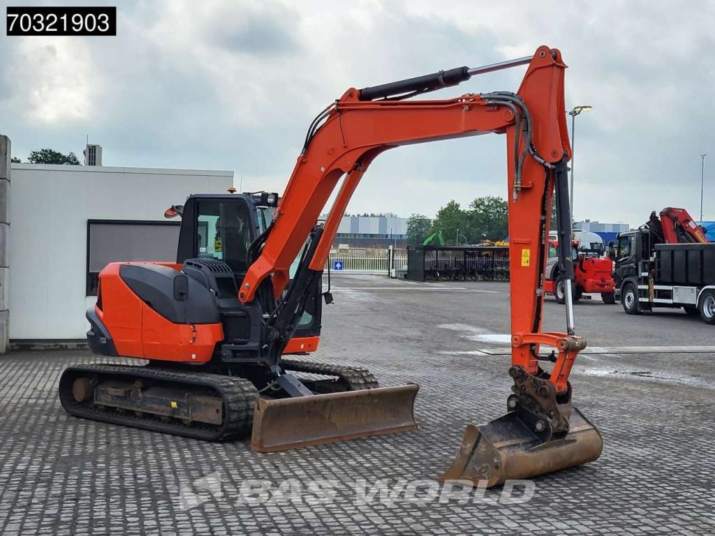 Kubota KX080-4 A/C Photo 6