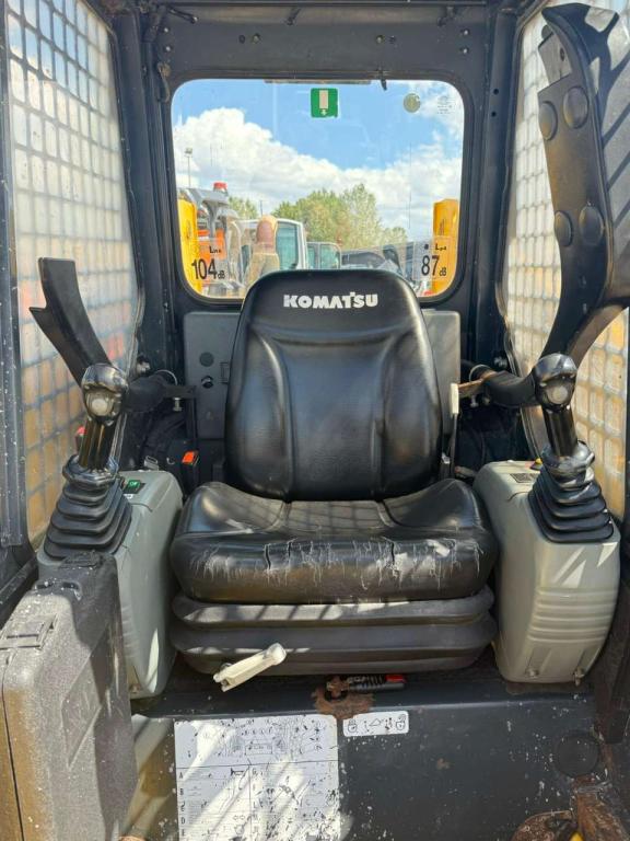 Komatsu CK30 Photo 7