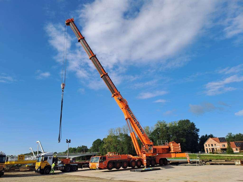 Terex - Demag AC700 Photo 2