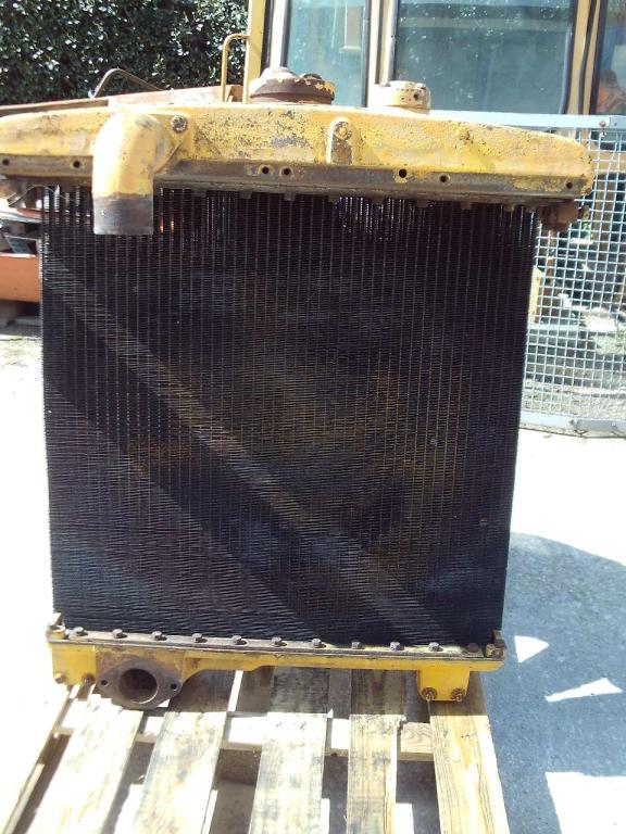 Radiateur eau pour Caterpillar 920 Photo 1
