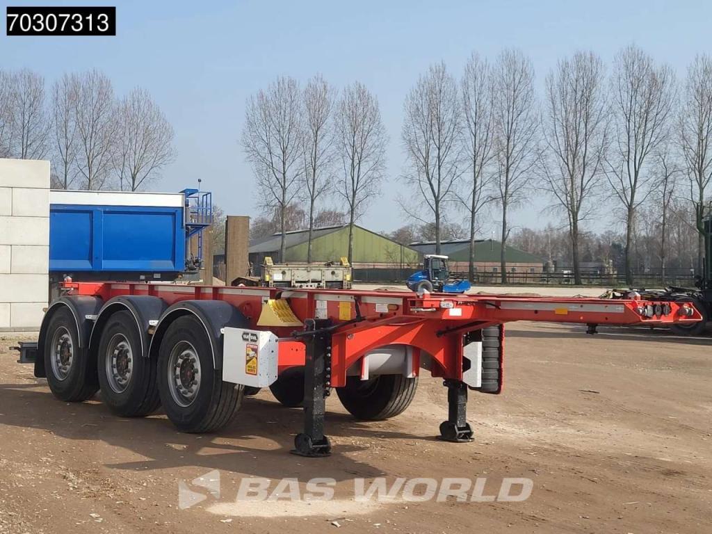 Van Hool 20ft Photo 3
