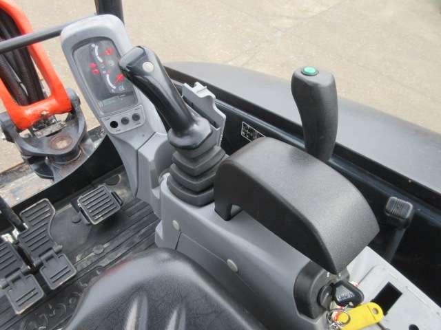 Kubota KX027-4 Photo 15