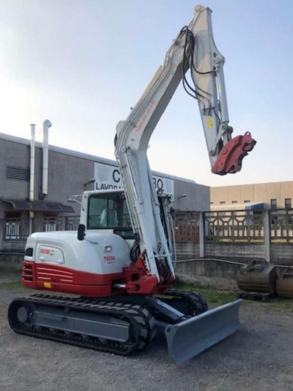 Takeuchi TB290 Photo 1