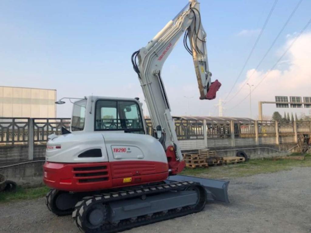 Takeuchi TB290 Photo 4
