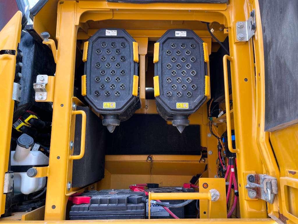 Caterpillar 352 - Next Gen - Hammer Lines / Automatic Greasing Photo 27