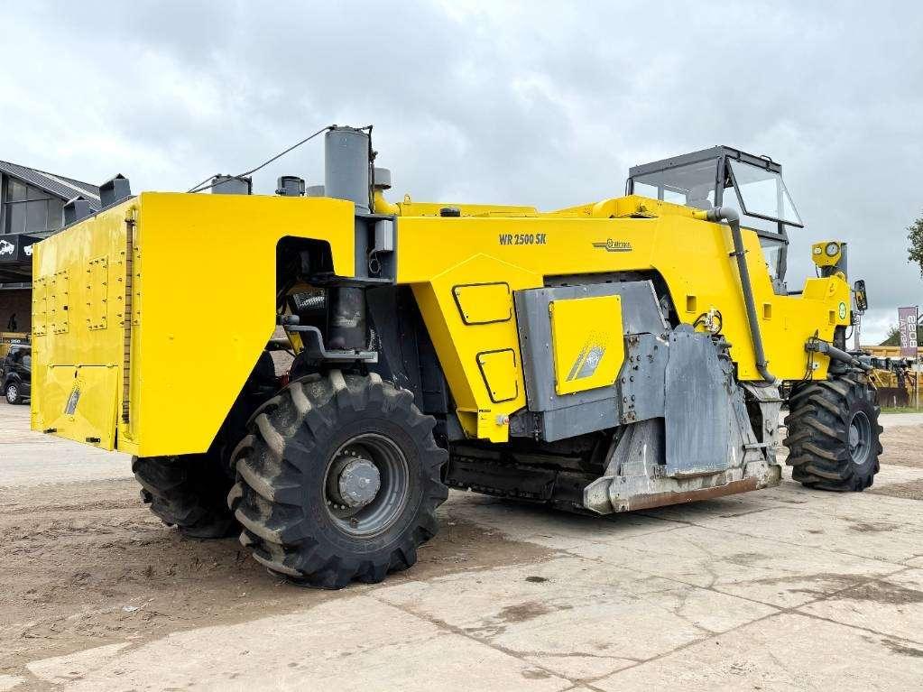 Wirtgen WR2500SK - Dutch Machine / Extra Miller and Tires Photo 5