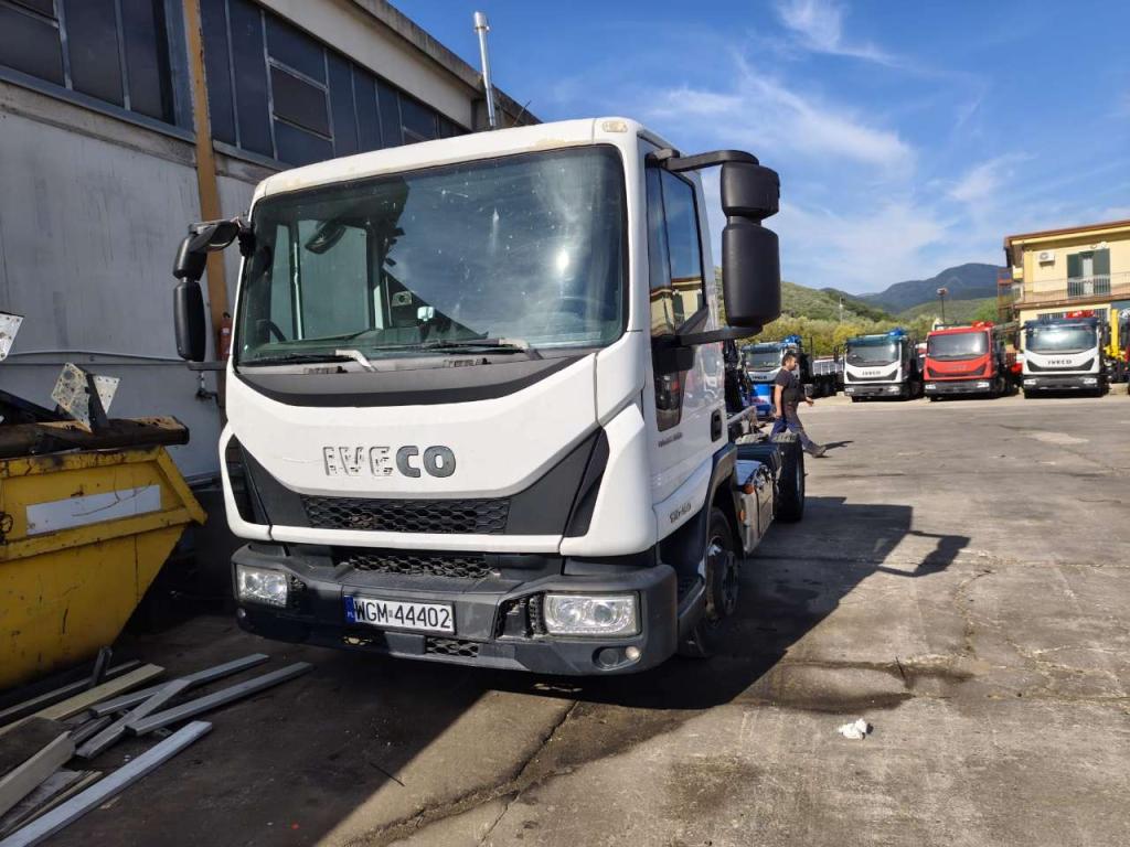 Iveco EUROCARGO 100E19 Photo 24