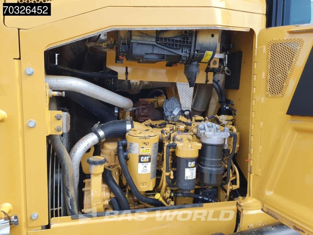 Caterpillar D5K2 LGP Ripper Photo 13