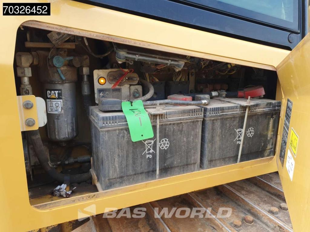 Caterpillar D5K2 LGP Ripper Photo 14