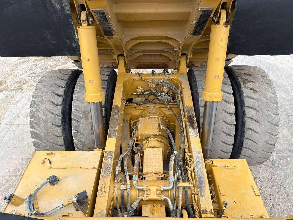 Caterpillar 777G - German Machine / TOP Condition! Photo 25