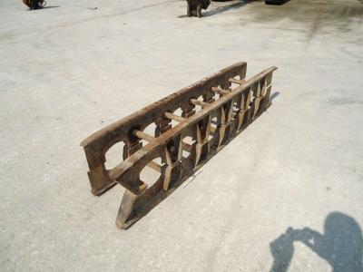 Garde de la chaîne de chenille pour Fiat Allis FL10E - FL10C en vente par OLM 90 Srl