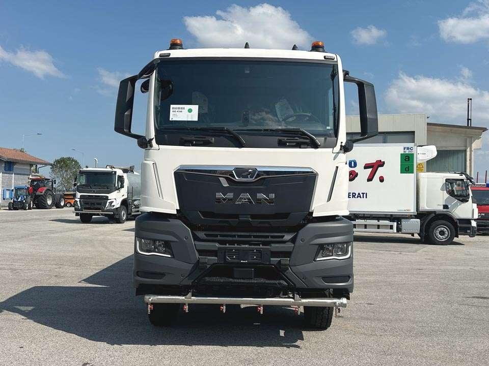 Man TGS 33.520 6X6 Photo 21