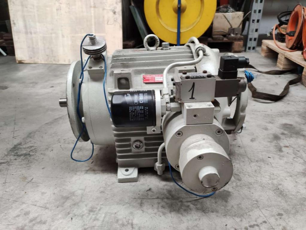 Var-spe 11.15/037/18 Photo 3