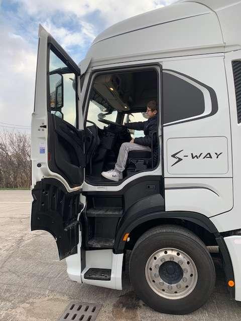 Iveco AS440S51T/P Photo 8