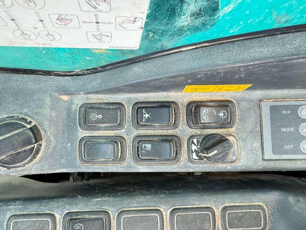 Kobelco SK235SR - Hammer Lines / Automatic Greasing Photo 12