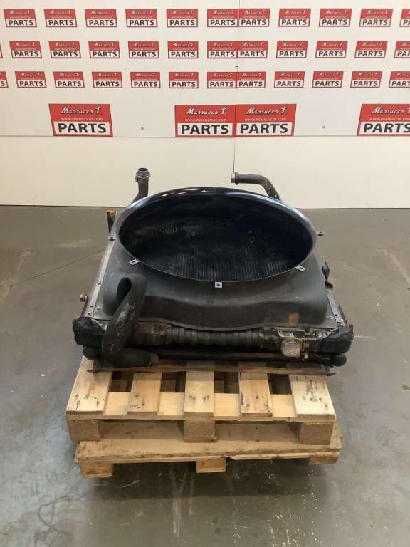 Radiateur pour Fiat Hitachi EX 235 Photo 1