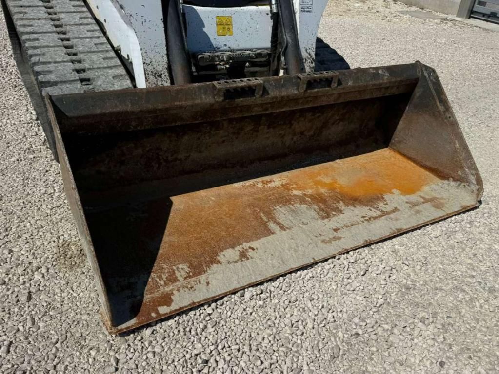 Bobcat T770 Photo 11
