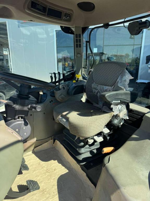 Case IH Maxxum 140 Photo 2