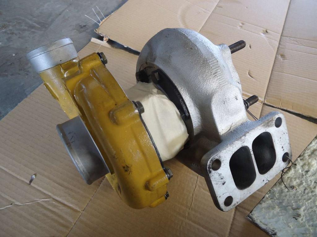 Turbocompresseur pour Fiat Hitachi FH300 Photo 1