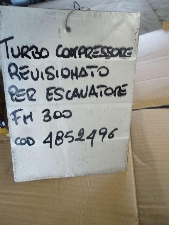 Turbocompresseur pour Fiat Hitachi FH300 Photo 4
