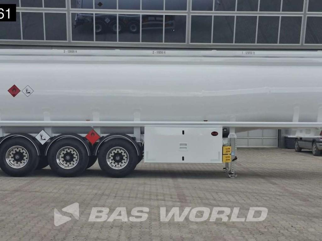 Lion Trailer LT 3 axles Photo 10