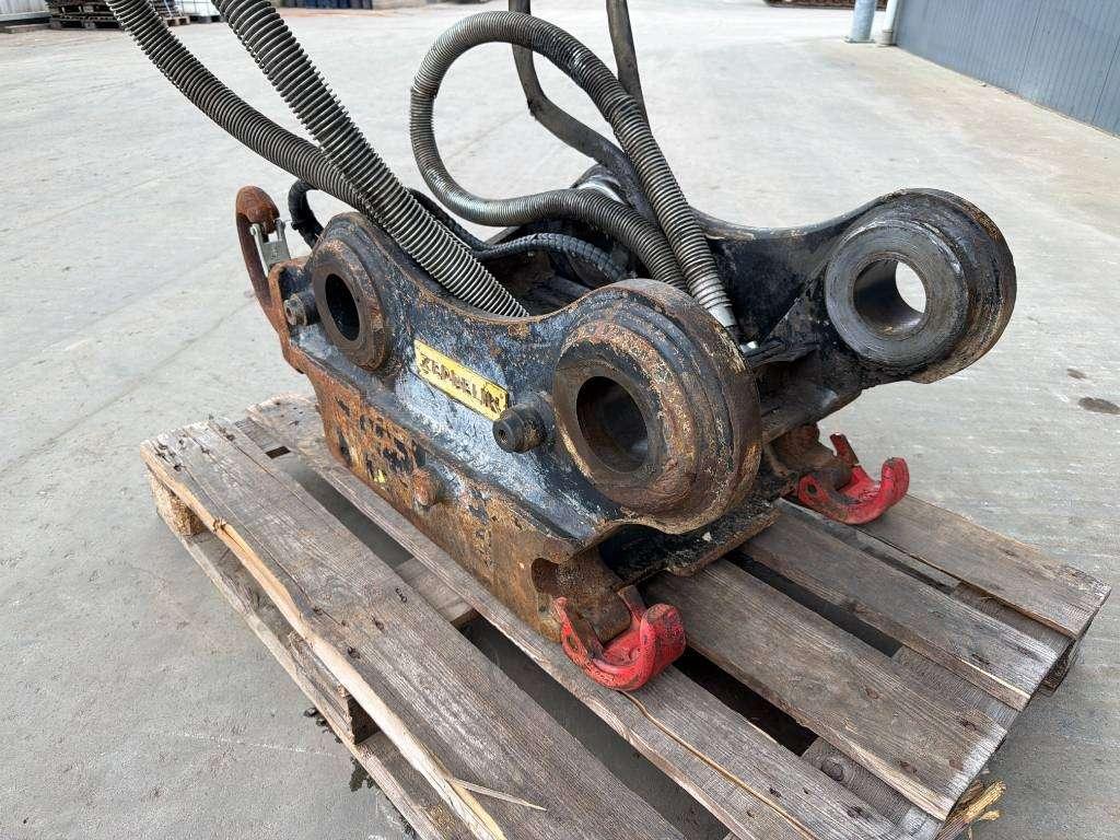 OilQuick OQ70/55 - 329D / 329E / 330F Photo 7