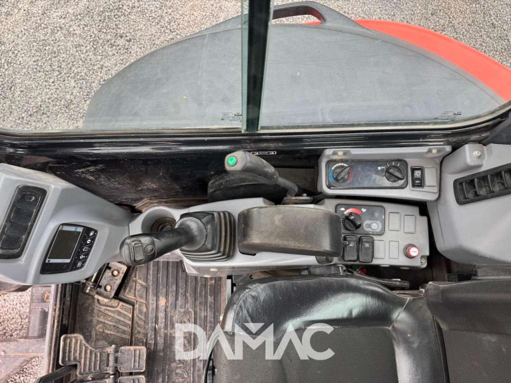 Kubota U36-4 Photo 9
