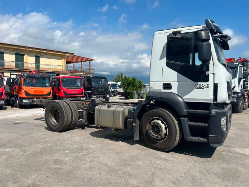 Iveco STRALIS AD190S42 Photo 14