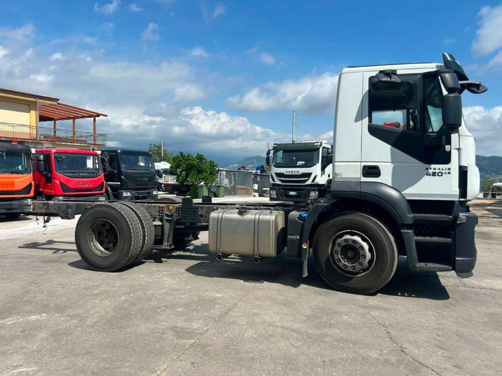 Iveco STRALIS AD190S42 Photo 15
