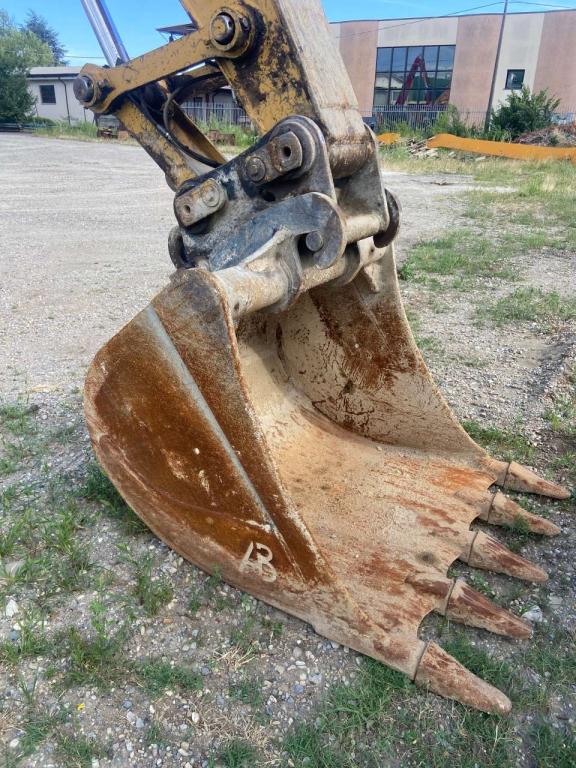 Caterpillar 323E LN Photo 3