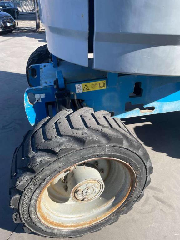 Genie Z45/25J RT Photo 11