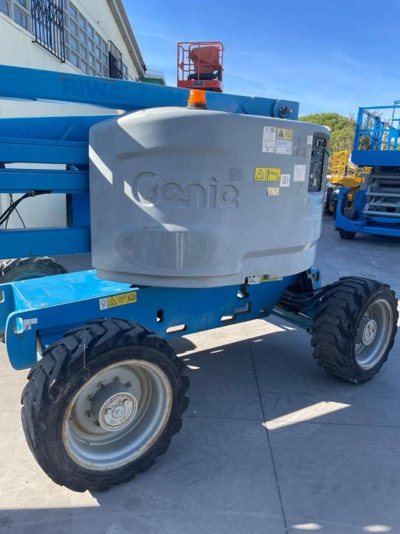 Genie Z45/25J RT Photo 19