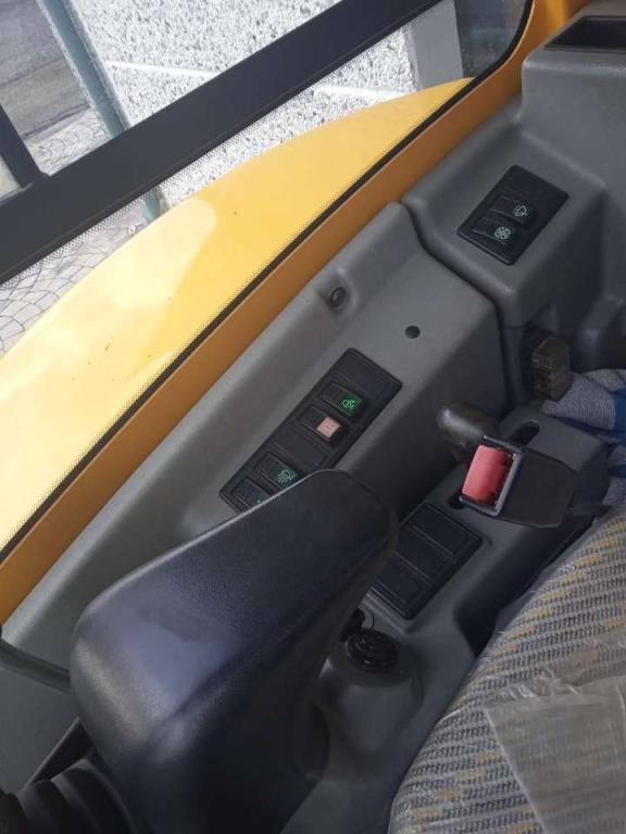 Volvo ECR28 Photo 10
