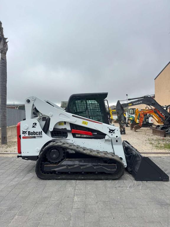Bobcat T770 Photo 1