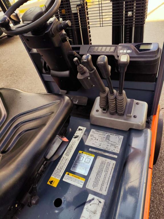 Toyota TRAIGO 15 Photo 6