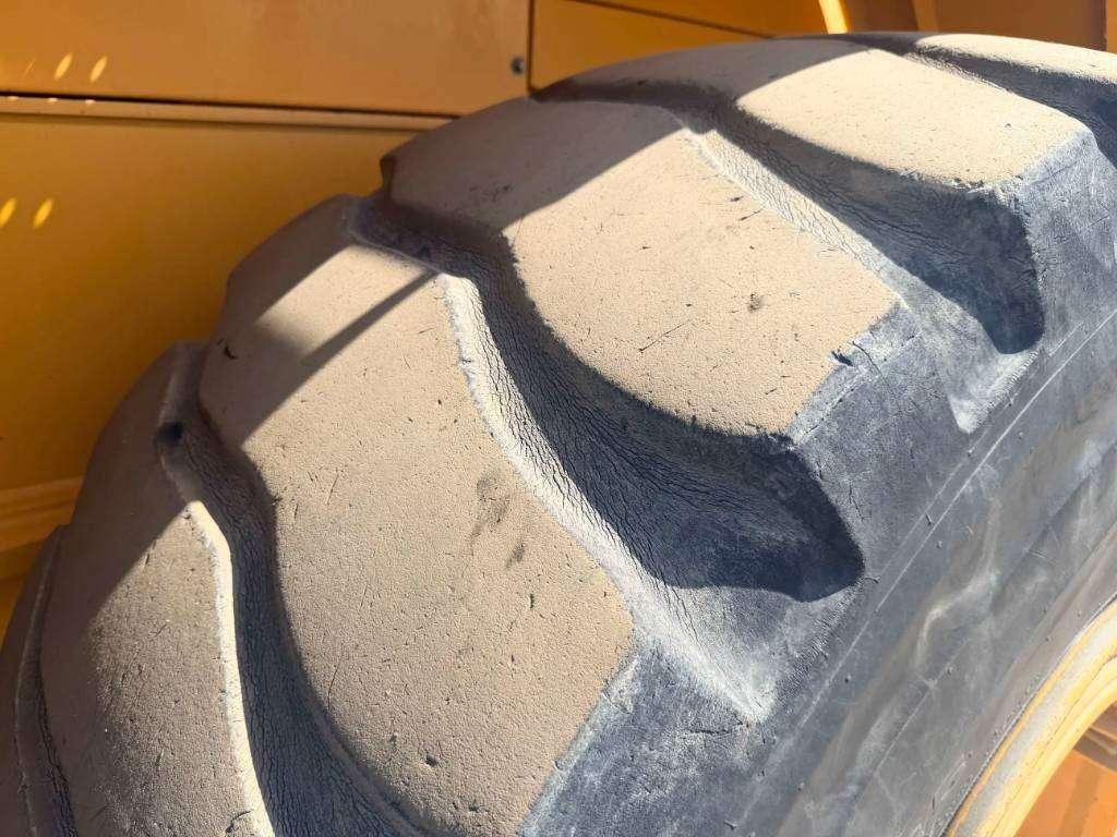 Volvo L150E Photo 18
