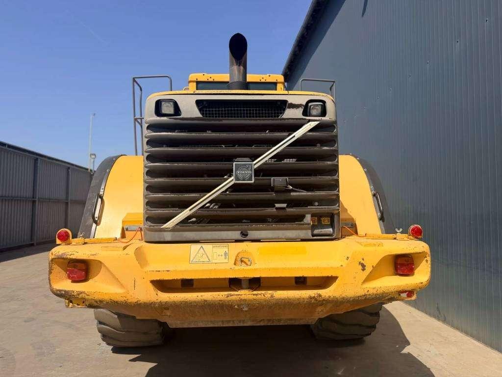 Volvo L150E Photo 9