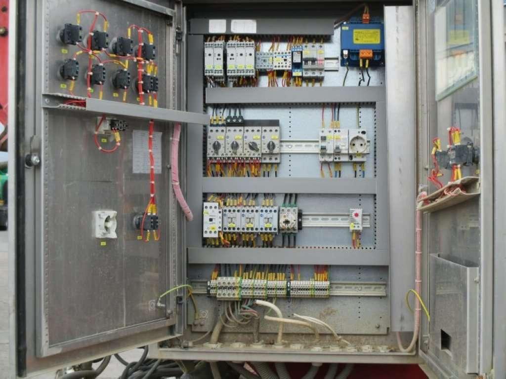 BANDENKUISER Banden- kuiser/ Lavage pneus Photo 10