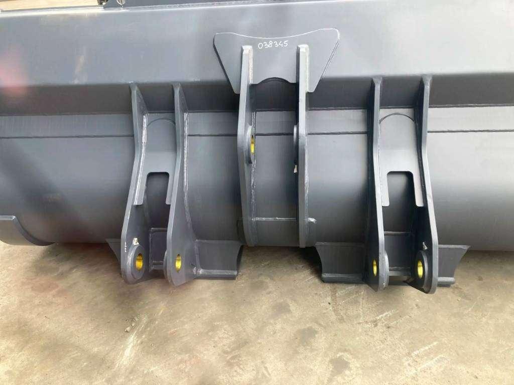 Volvo L90H Photo 8