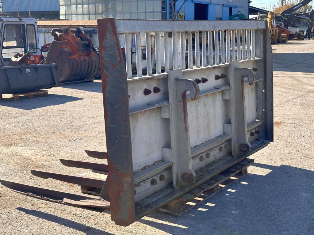 Volvo L60 Photo 3
